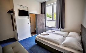 Hotel City Meetpoint  2*